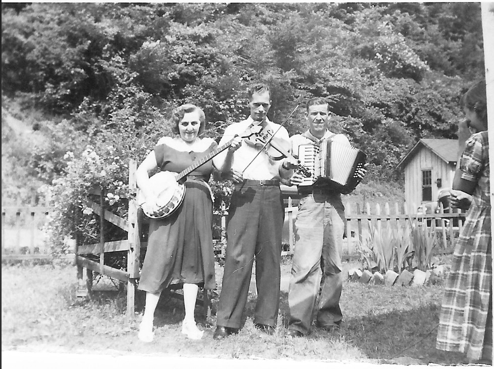Raymond on accordion with his mom (Clara Blankenship Johnston) and friend, Druey Mitchem. 